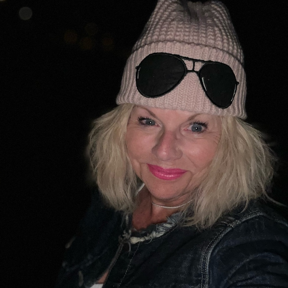 Meet your Posher, Lynn